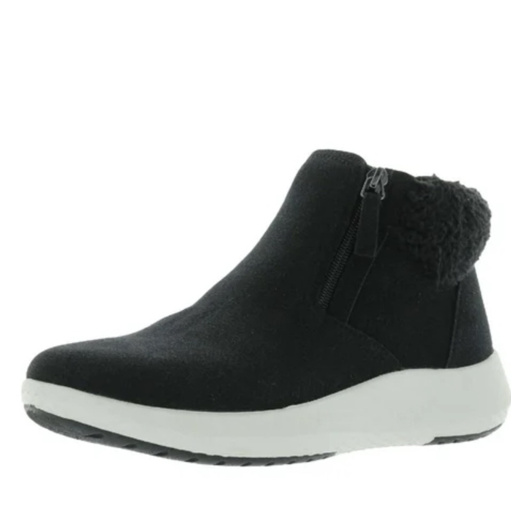 Easy Spirit NWT SZ 8.5 W Elin 3 Casual Dress Boots
with Faux Fur Trim - Picture 3 of 6